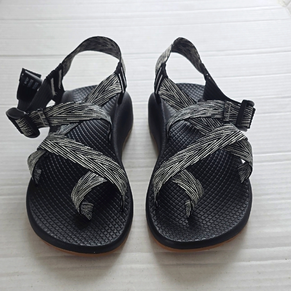 Chaco Women's Black Strappy Sandals Sz 5